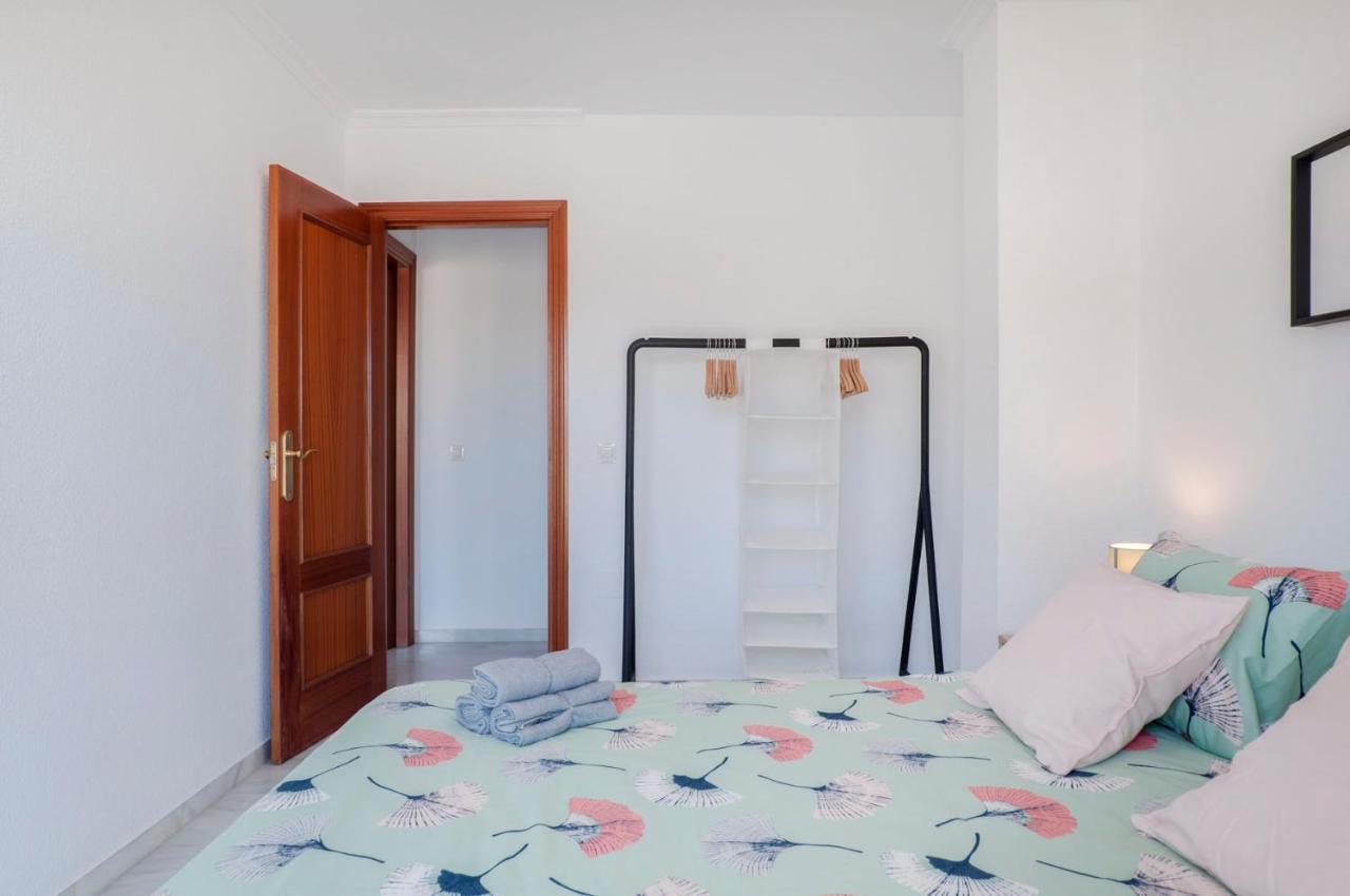 Apartamento Playaquebrada Apartment Беналмадена Екстериор снимка